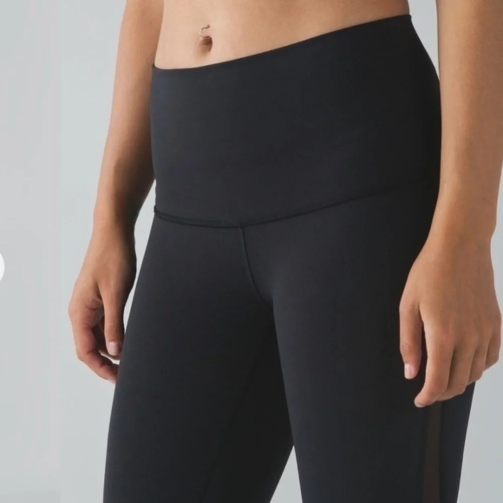 Lululemon Athletica Minimalist Crop Legging in Black Size 8